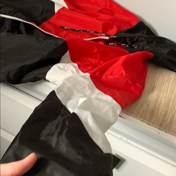 Zip-up sweater - Picture 2 of 2